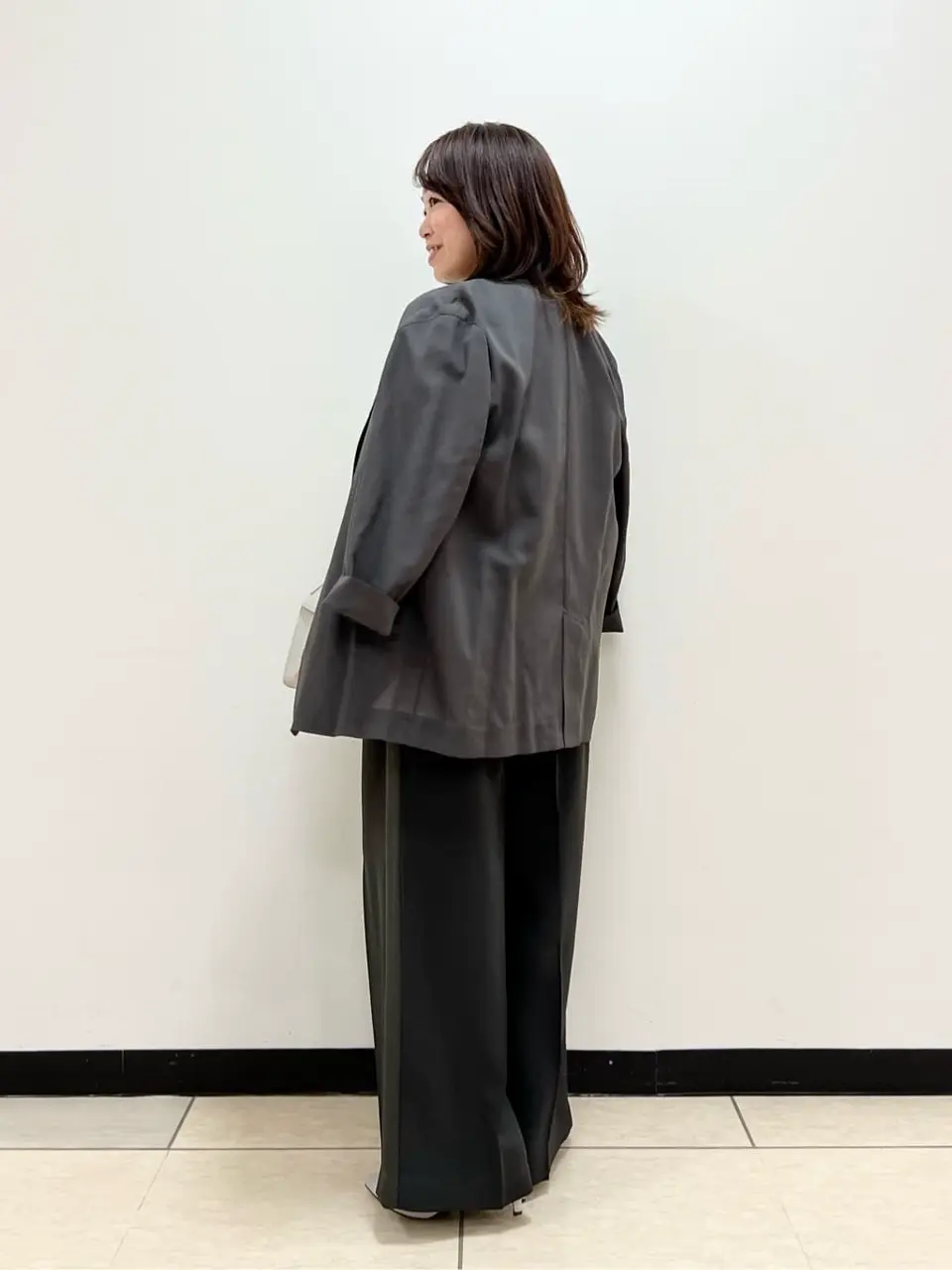 自由区 伊藤 コーディネート画像