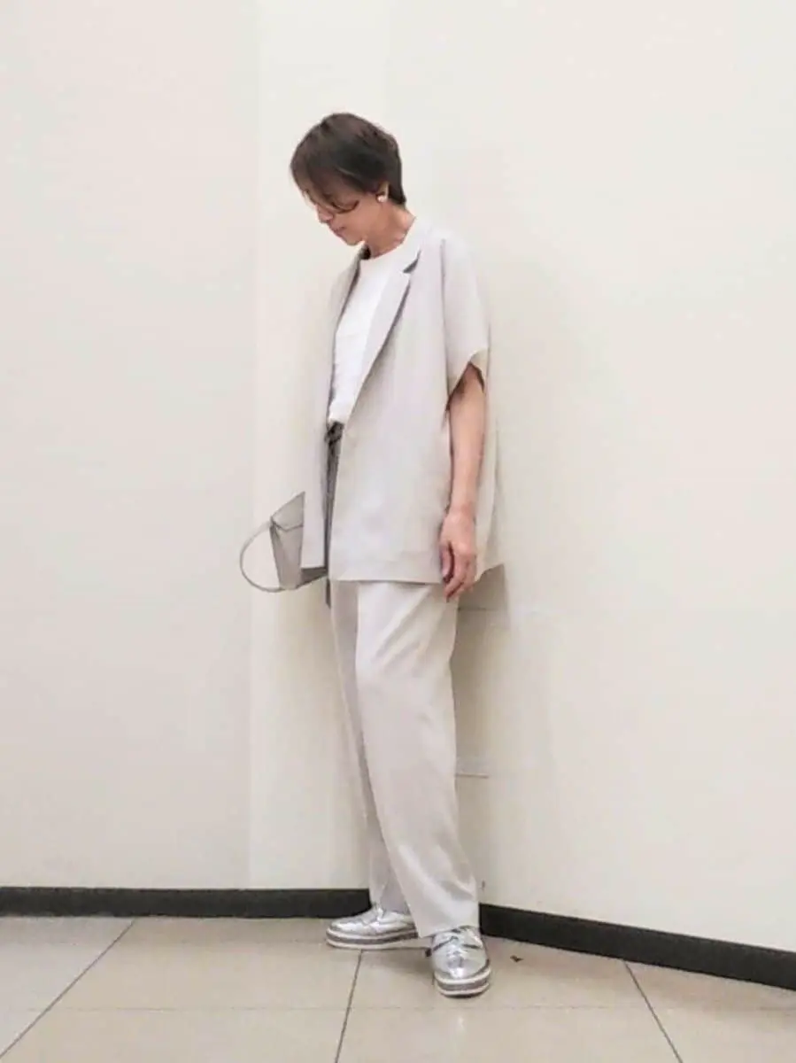 自由区 浅野 コーディネート画像