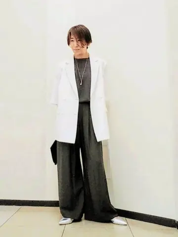 自由区 浅野 コーディネート画像