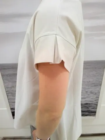 自由区 中鉢 コーディネート画像