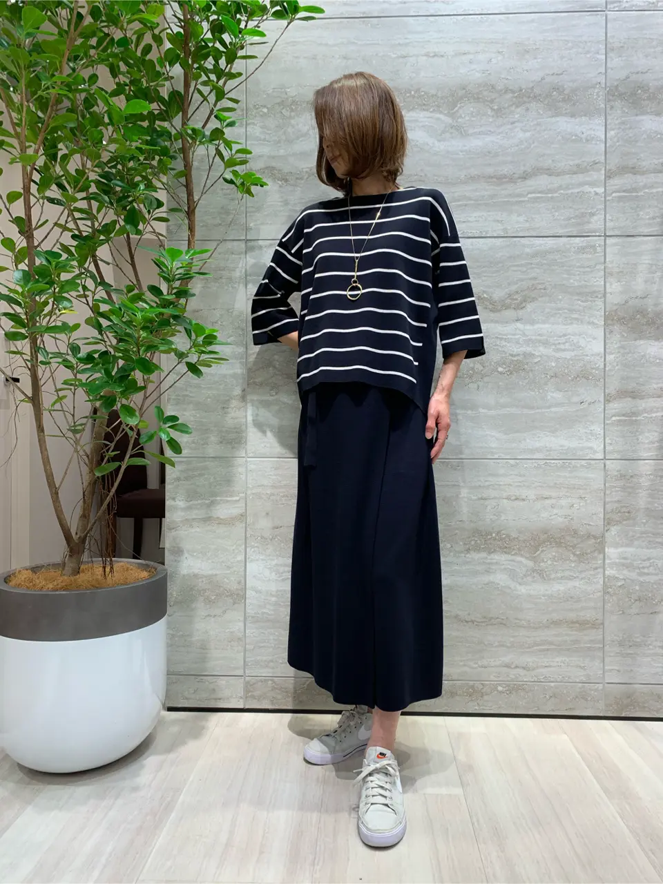 自由区 Ishii コーディネート画像