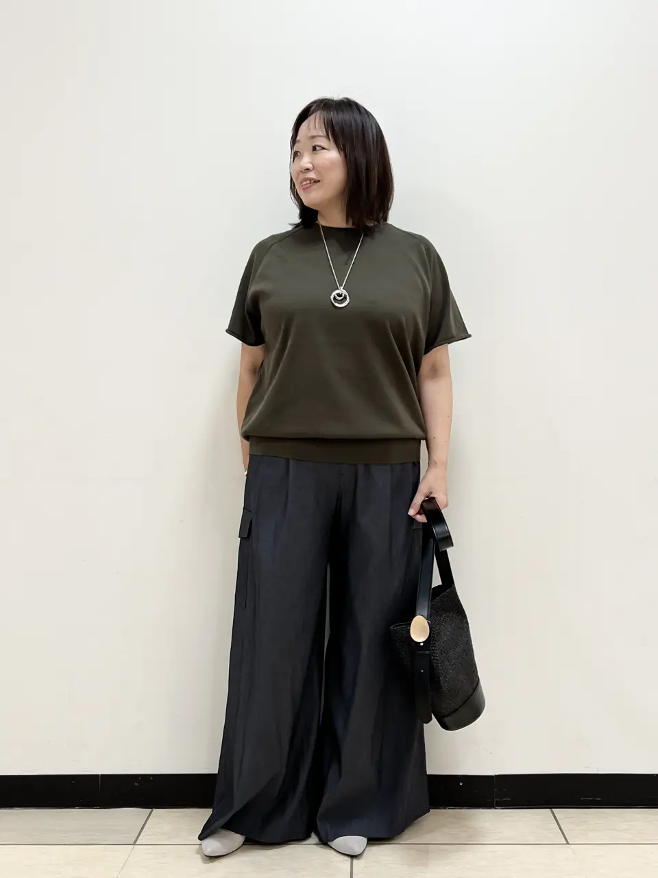 自由区 伊藤 コーディネート画像