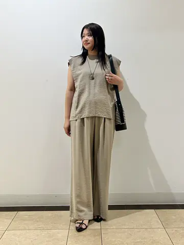 自由区 藤﨑 コーディネート画像