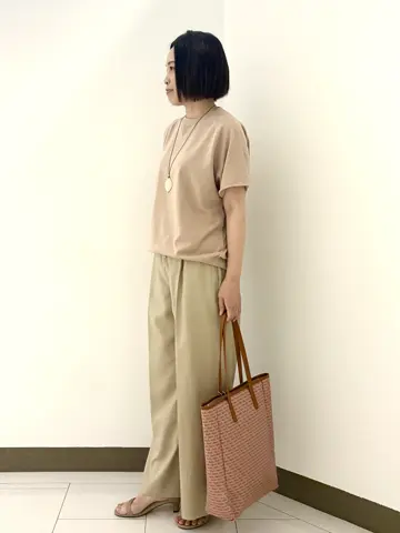 自由区 南 コーディネート画像