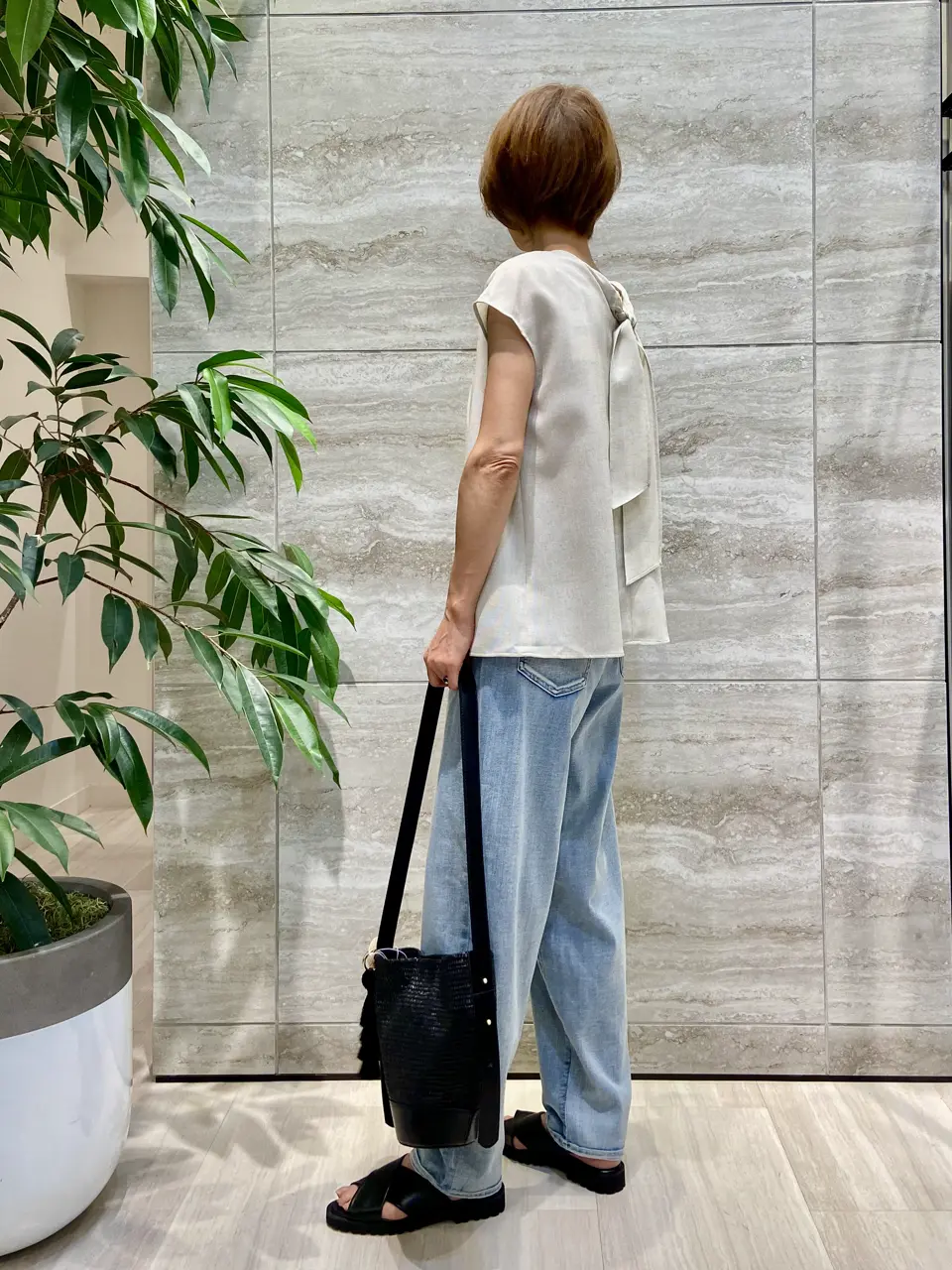 自由区 Ishii コーディネート画像