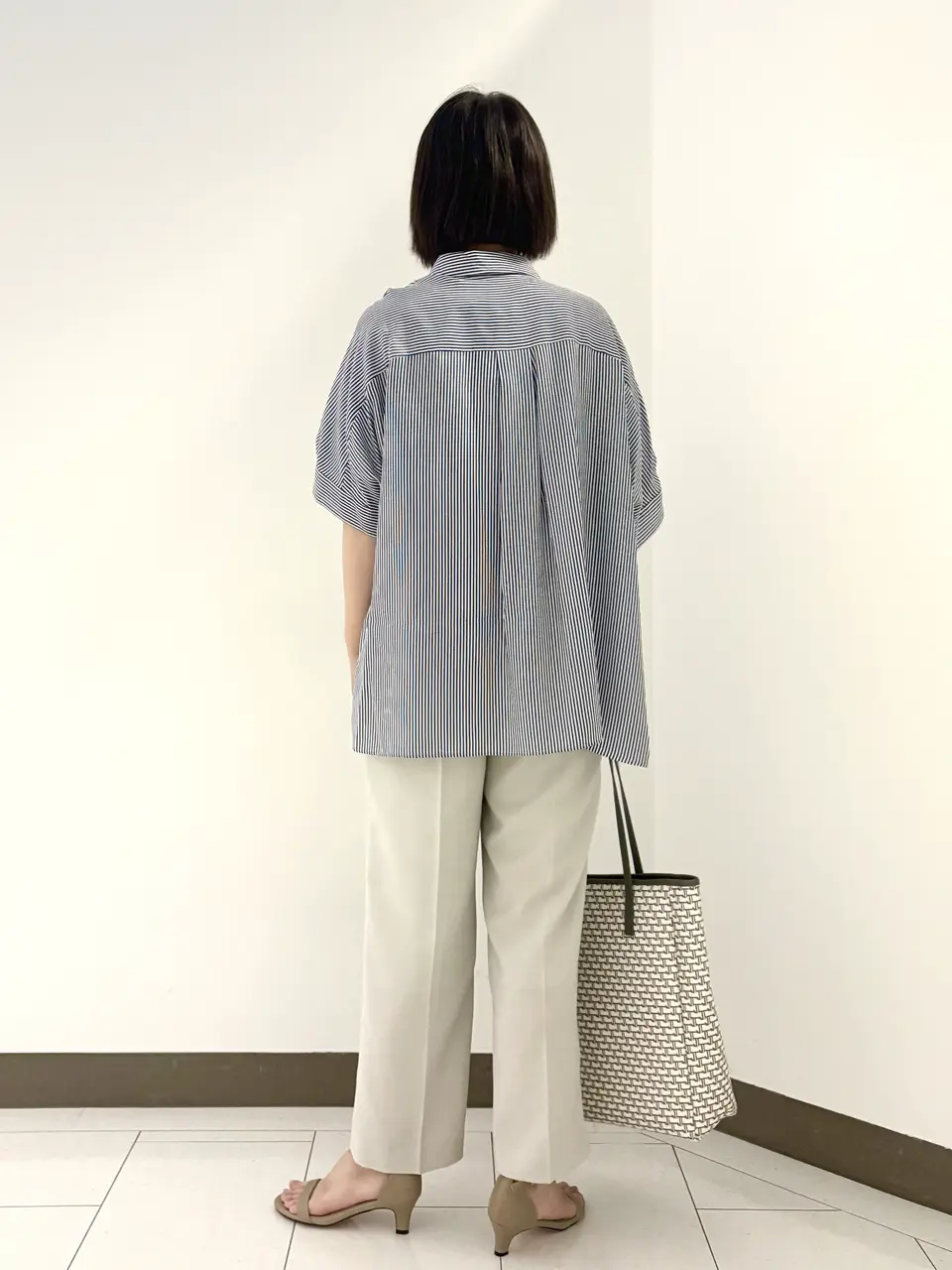 自由区 南 コーディネート画像