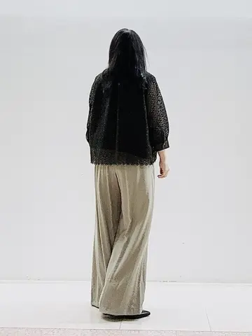 自由区 スタッフ コーディネート画像