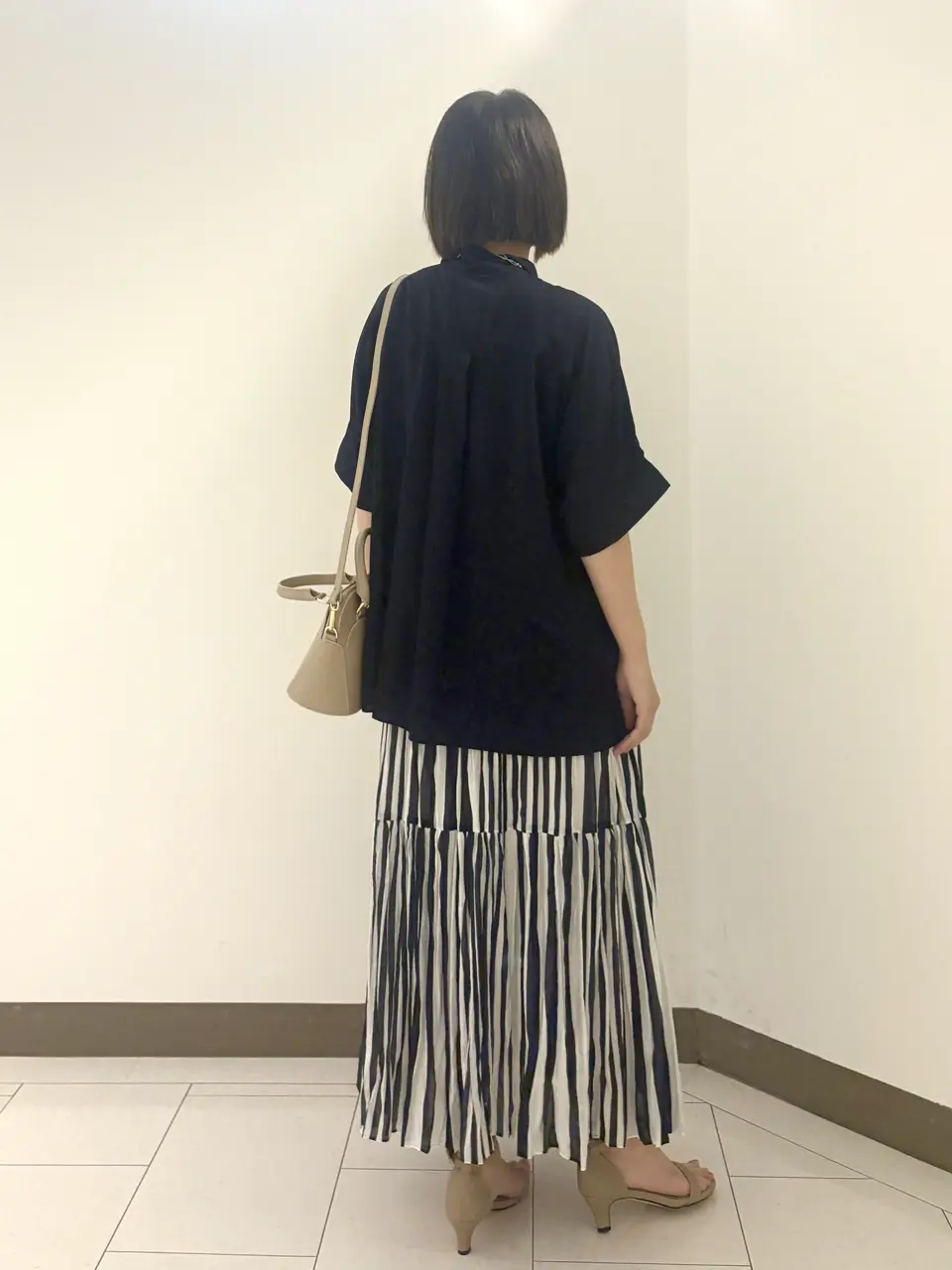 自由区 南 コーディネート画像