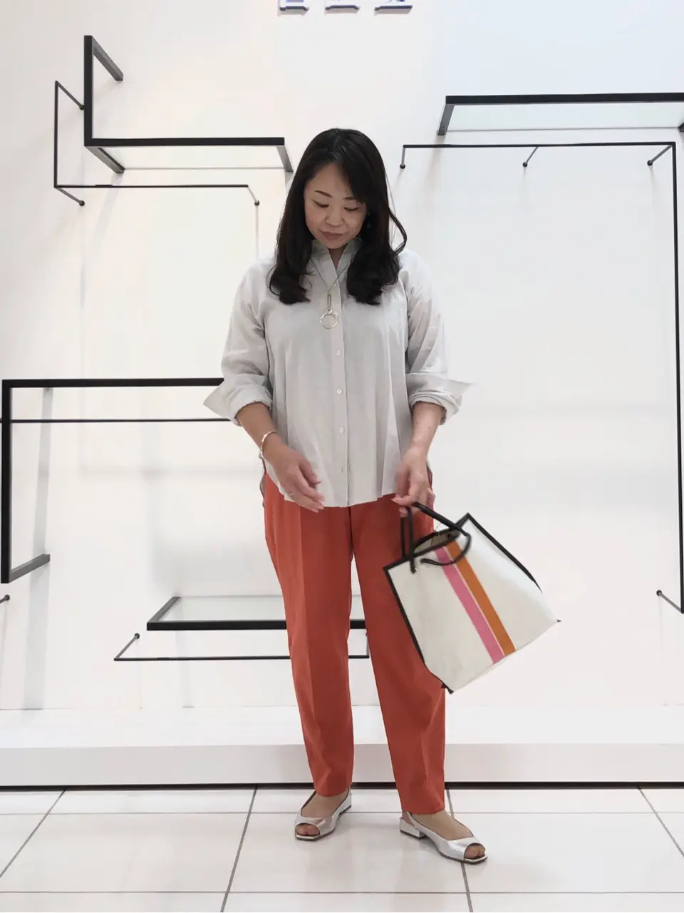 自由区 伊藤 コーディネート画像