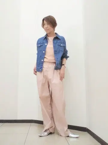 自由区 浅野 コーディネート画像