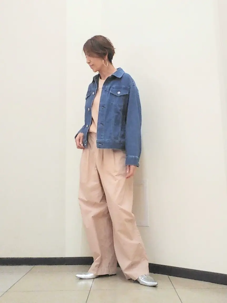 自由区 浅野 コーディネート画像