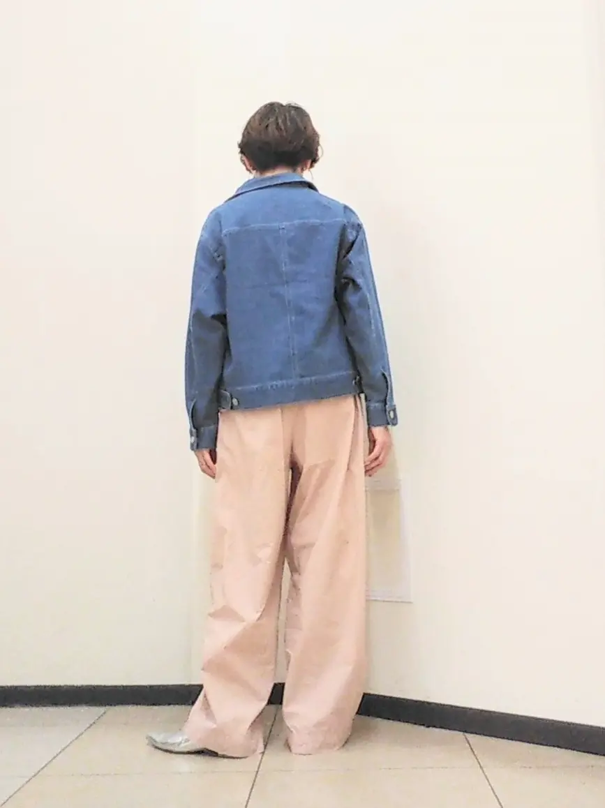 自由区 浅野 コーディネート画像