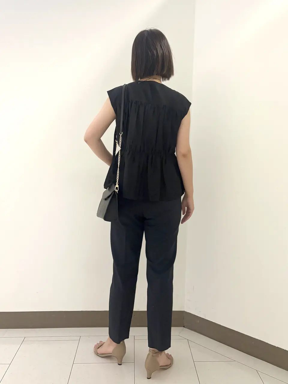 自由区 南 コーディネート画像