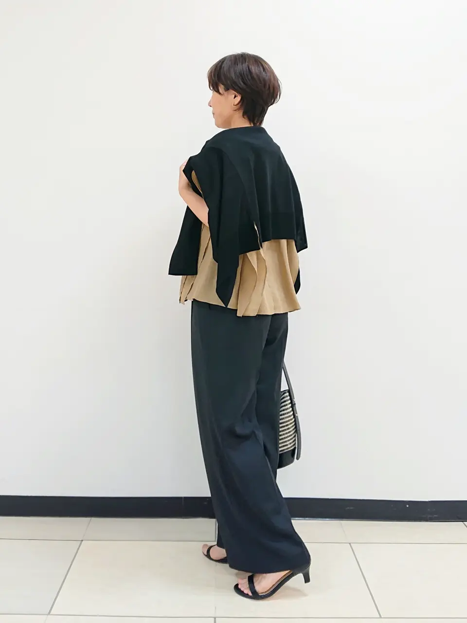 自由区 近藤 コーディネート画像