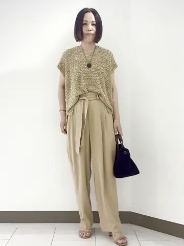 自由区 南 コーディネート画像