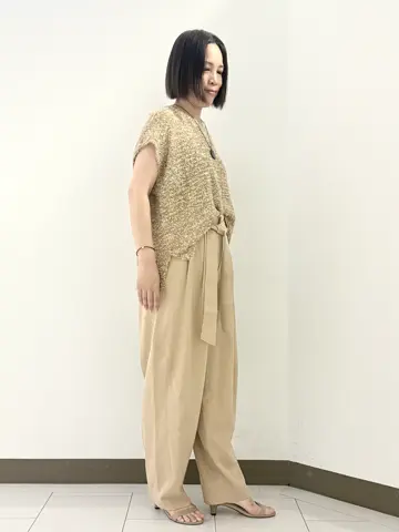 自由区 南 コーディネート画像