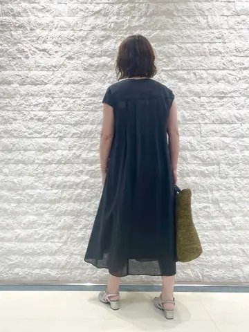 自由区 林 コーディネート画像