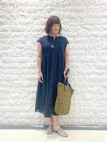 自由区 林 コーディネート画像