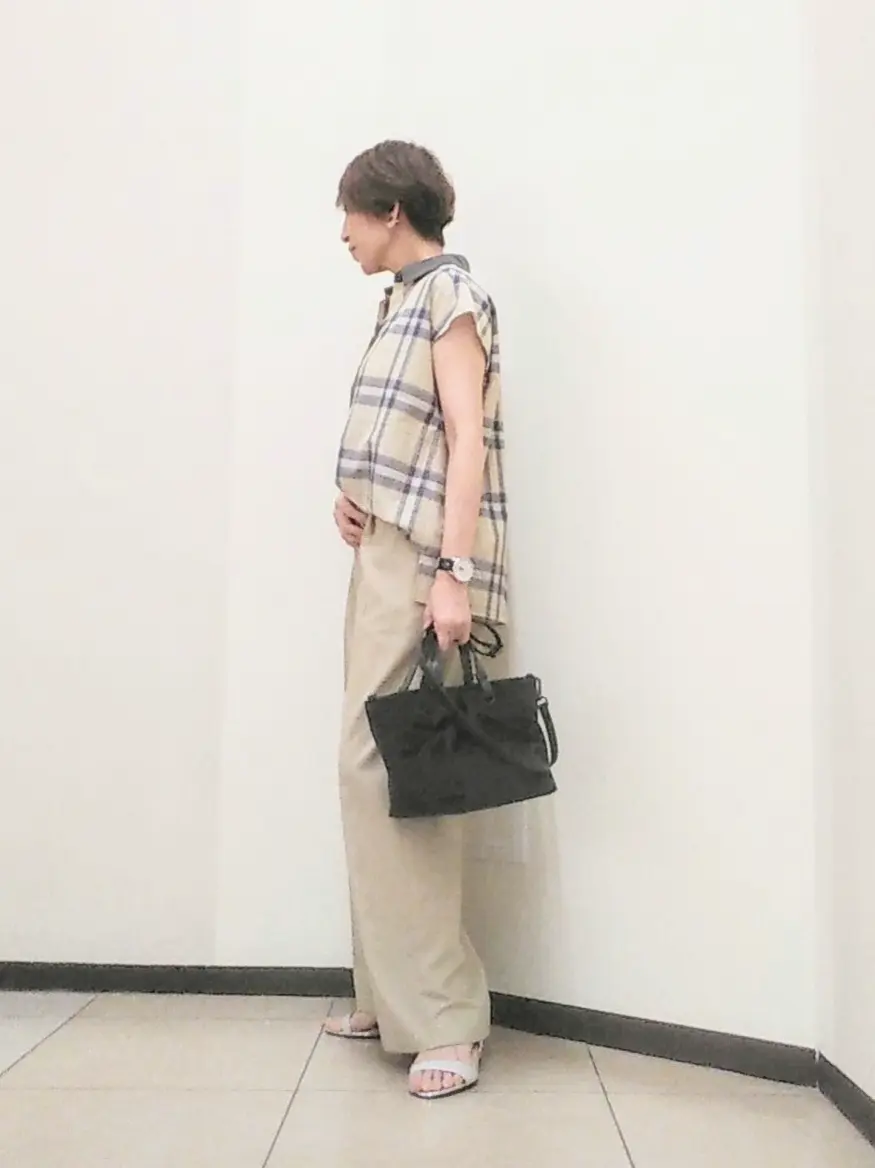 自由区 浅野 コーディネート画像