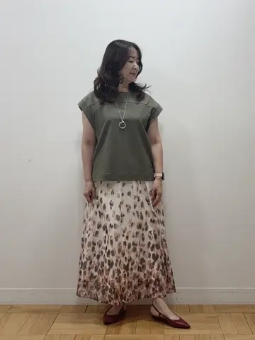 自由区 白戸 コーディネート画像