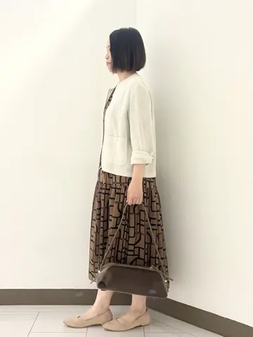 自由区 南 コーディネート画像