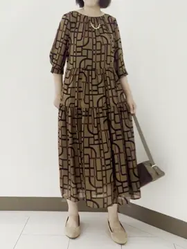 自由区 南 コーディネート画像