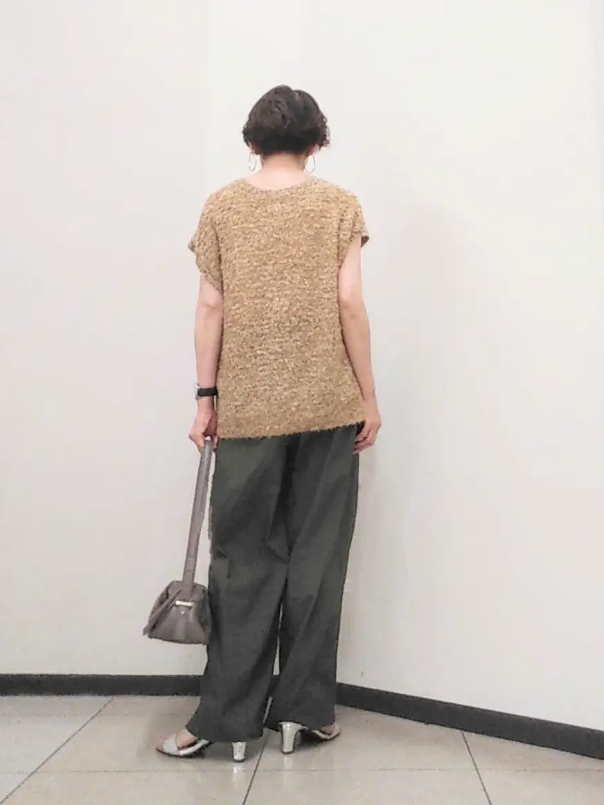 自由区 浅野 コーディネート画像