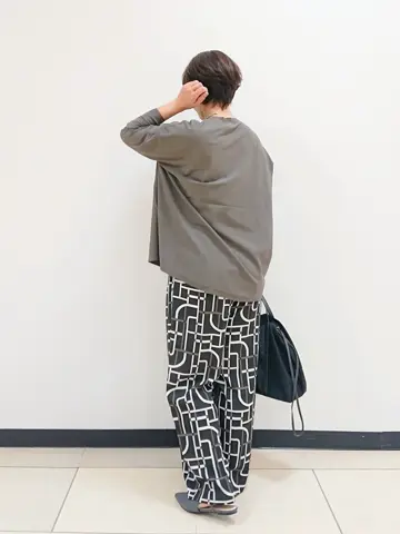 自由区 近藤 コーディネート画像