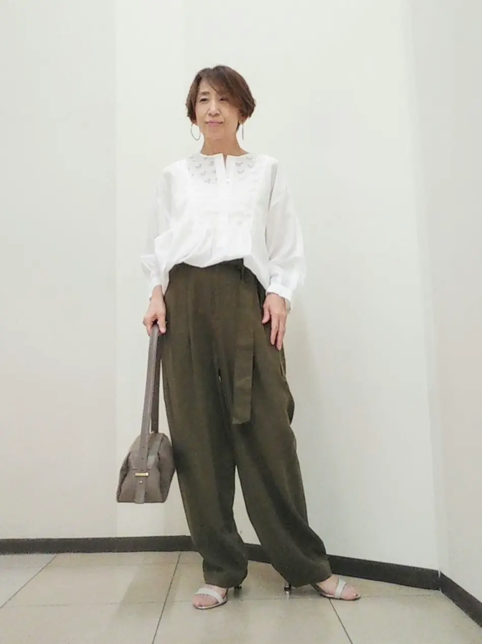 自由区 浅野 コーディネート画像