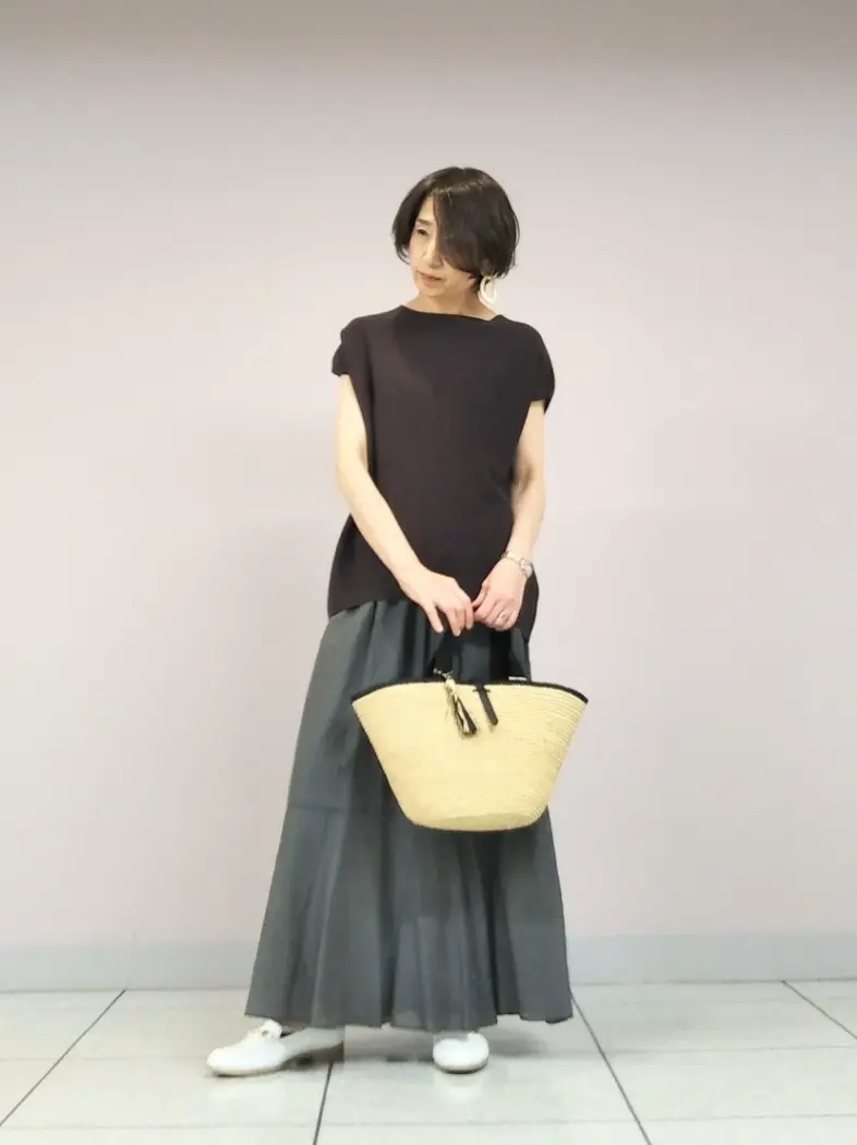 自由区 浅野 コーディネート画像