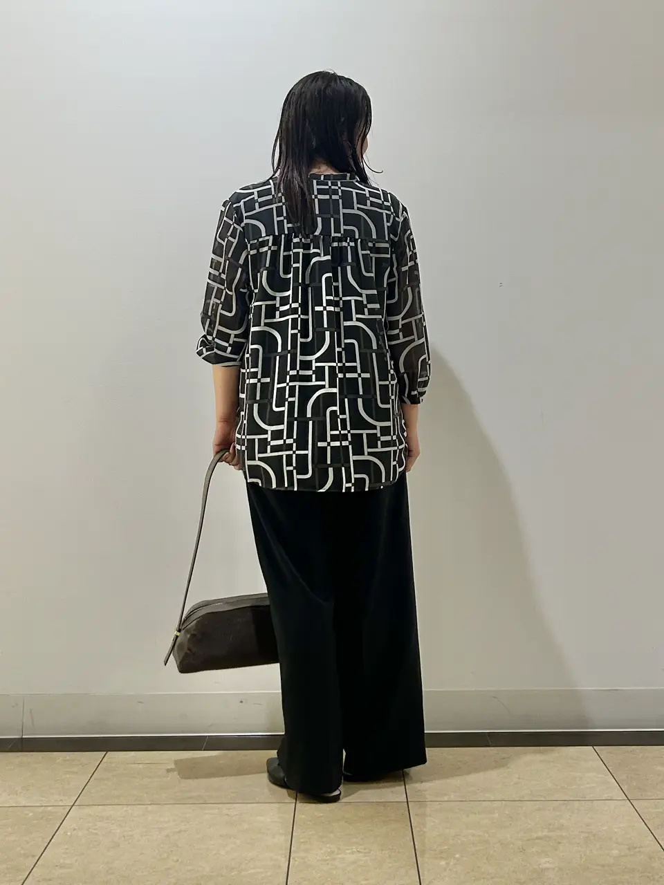 自由区 藤﨑 コーディネート画像