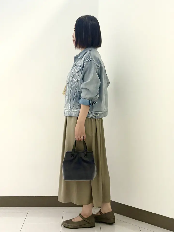 自由区 南 コーディネート画像