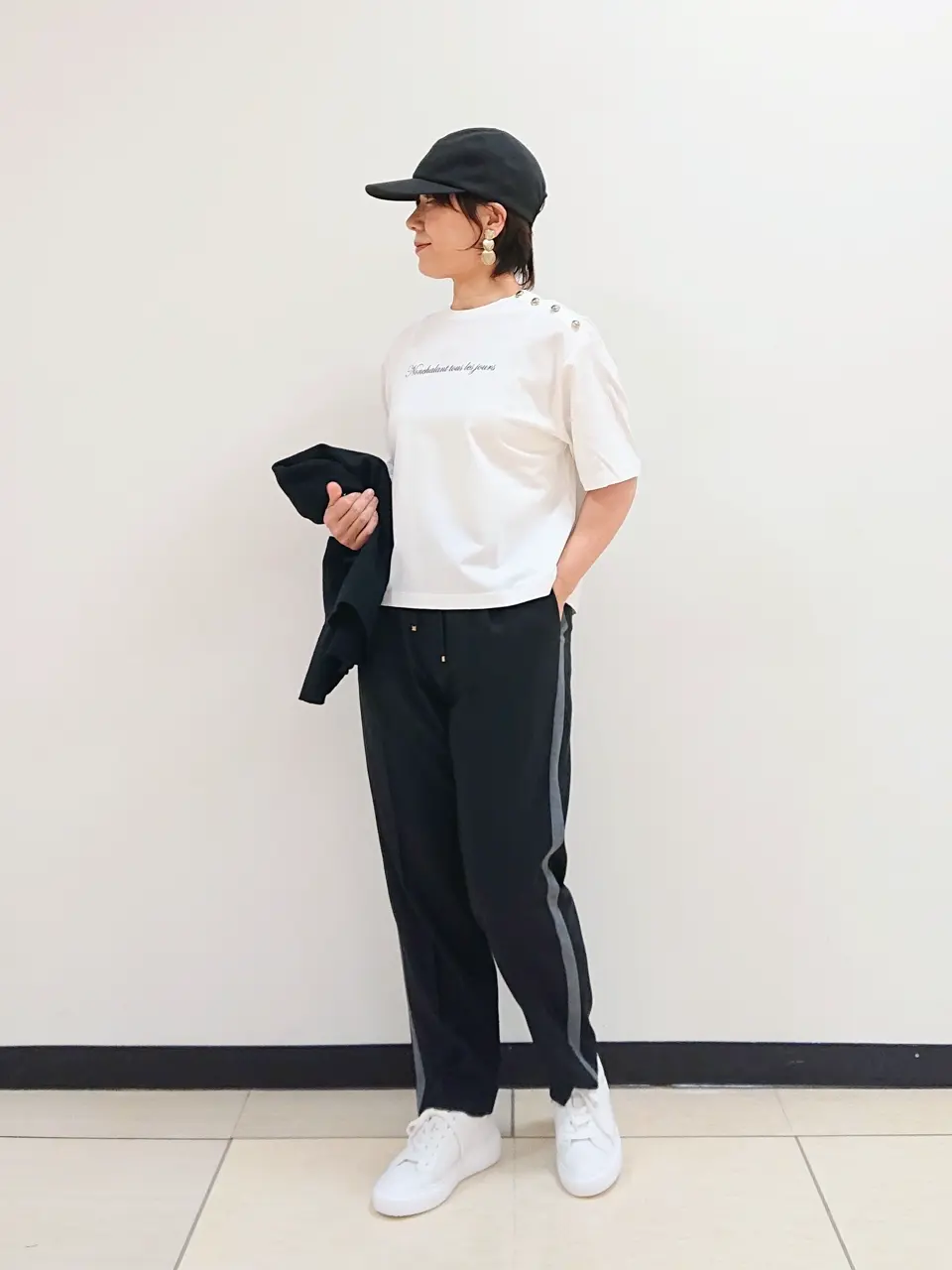 自由区 近藤 コーディネート画像