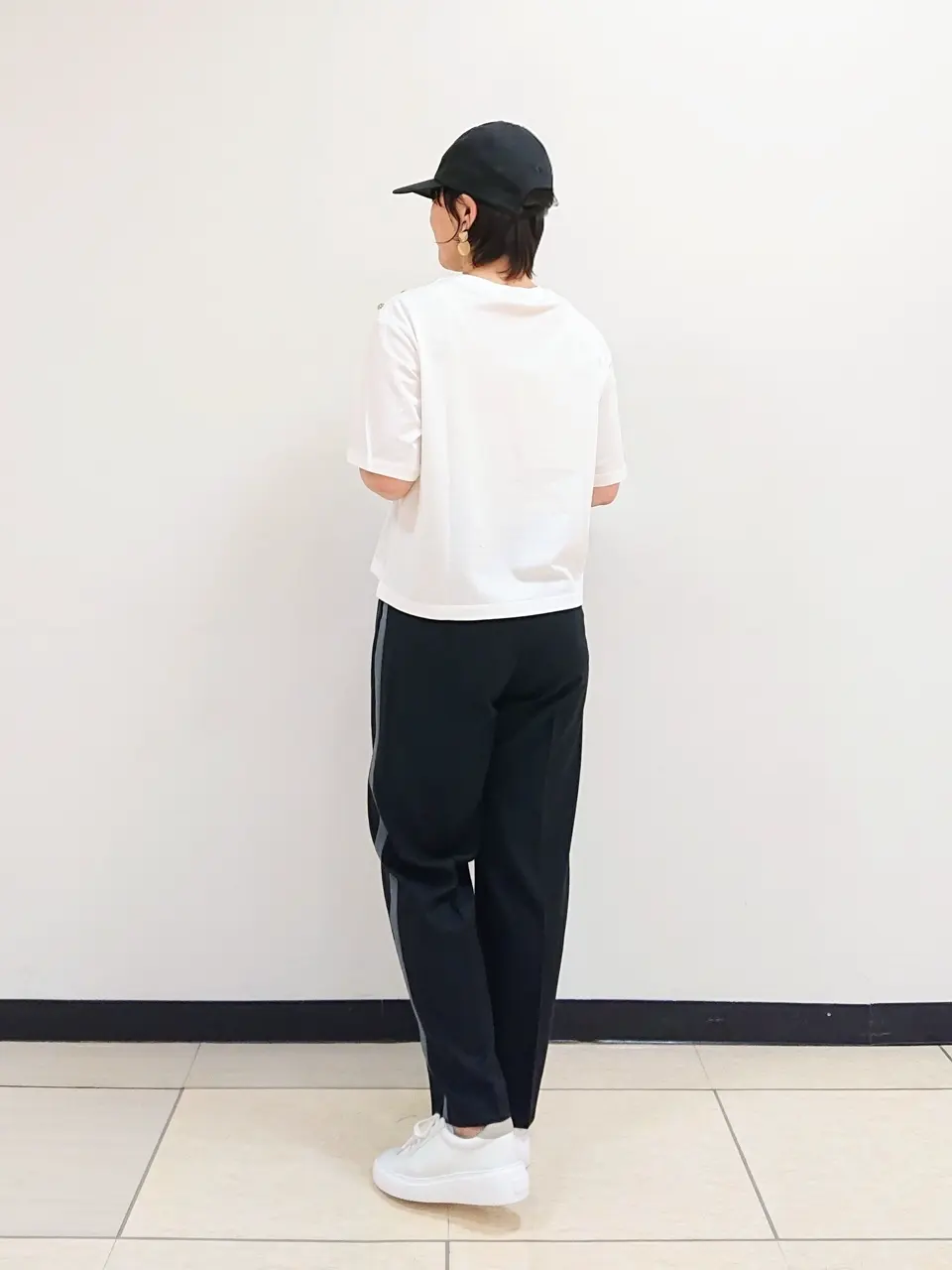 自由区 近藤 コーディネート画像