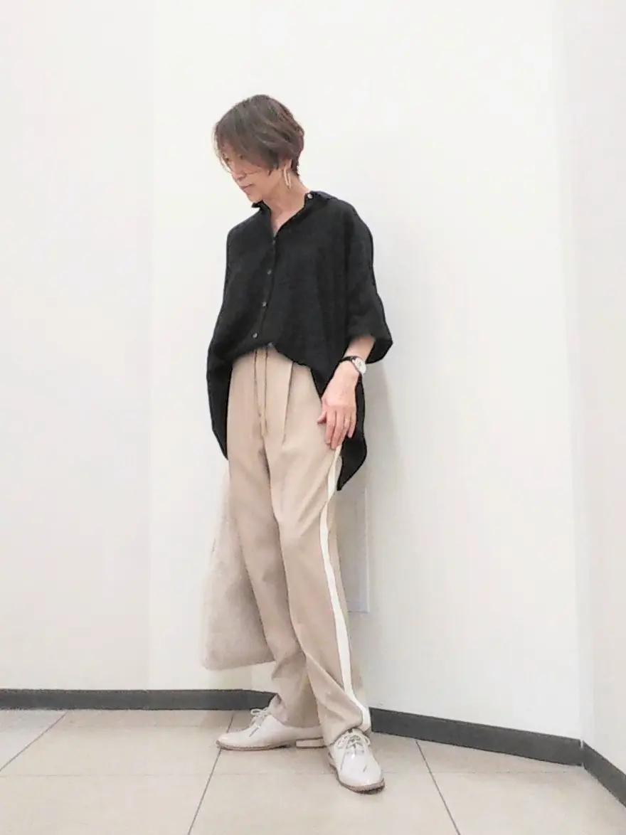 自由区 浅野 コーディネート画像