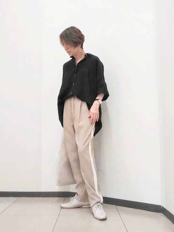 自由区 浅野 コーディネート画像