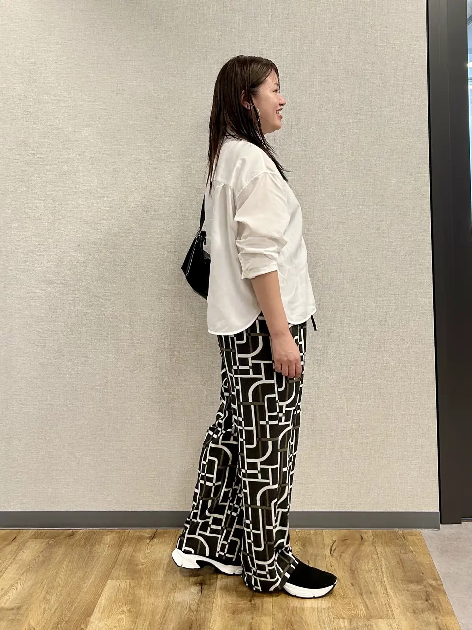 自由区 藤﨑 コーディネート画像