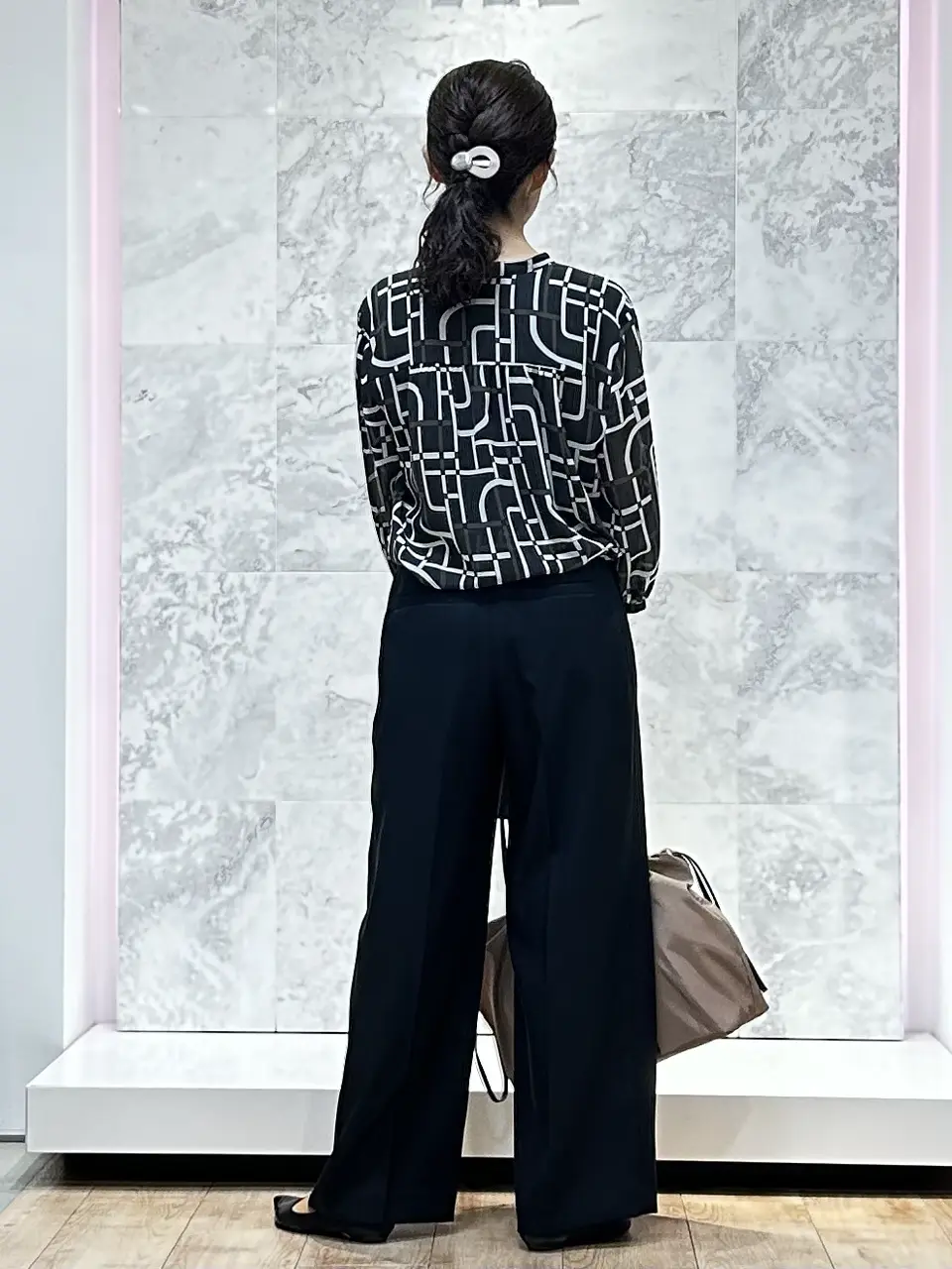 自由区 中尾 コーディネート画像