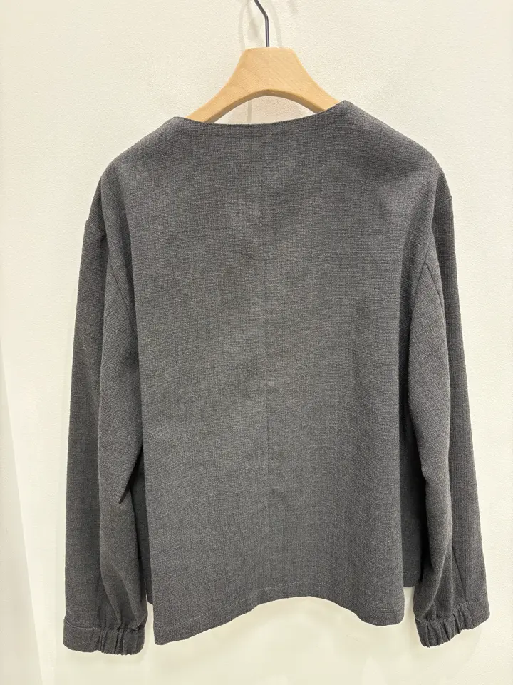 自由区 篠﨑 コーディネート画像