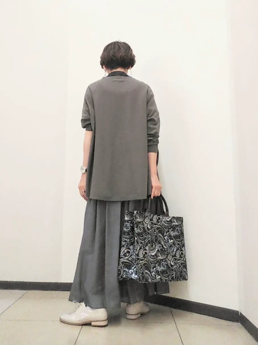 自由区 浅野 コーディネート画像