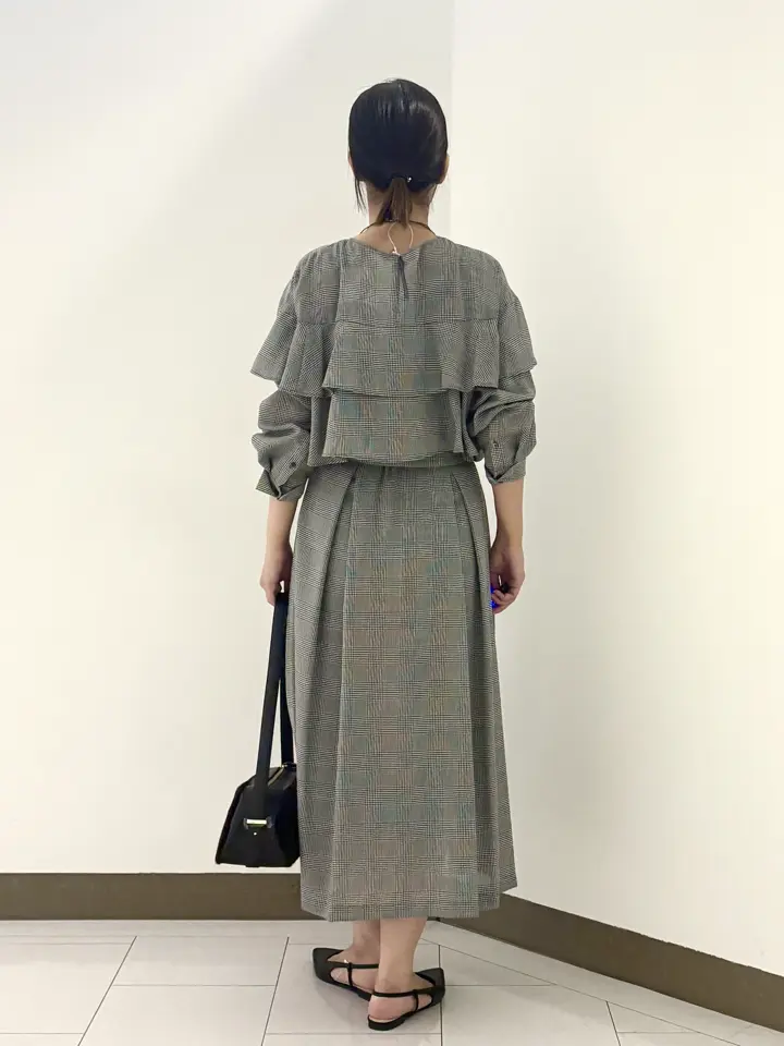 自由区 南 コーディネート画像