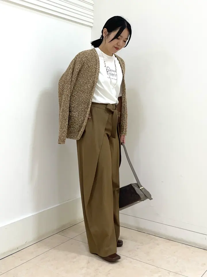 自由区 misato コーディネート画像