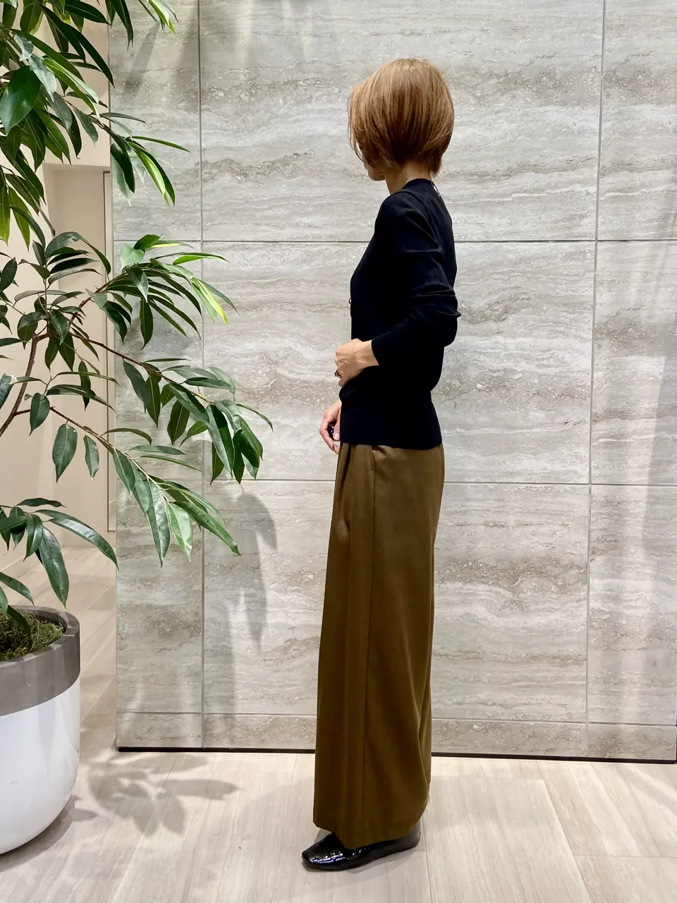 自由区 Ishii コーディネート画像