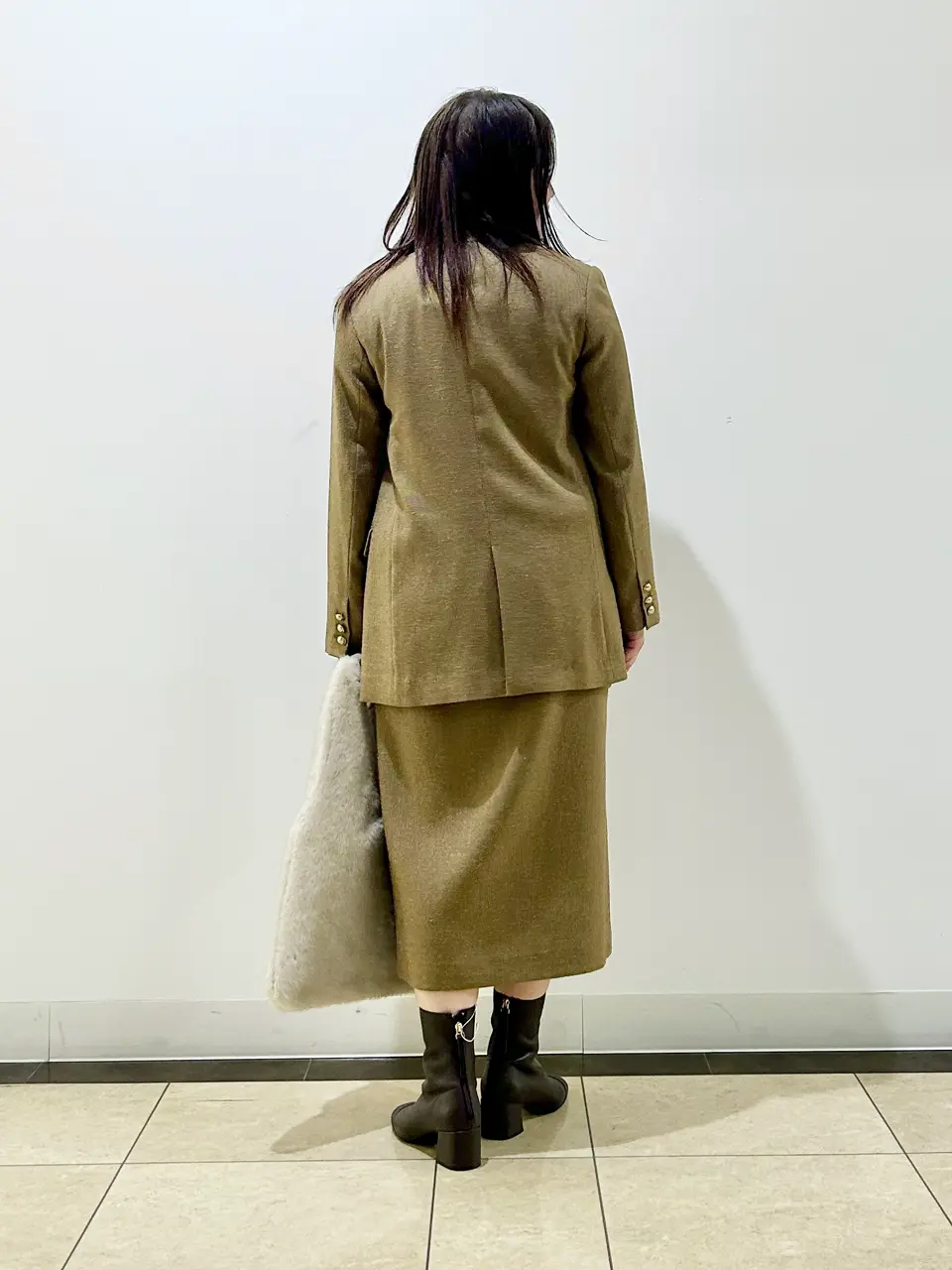 自由区 藤﨑 コーディネート画像