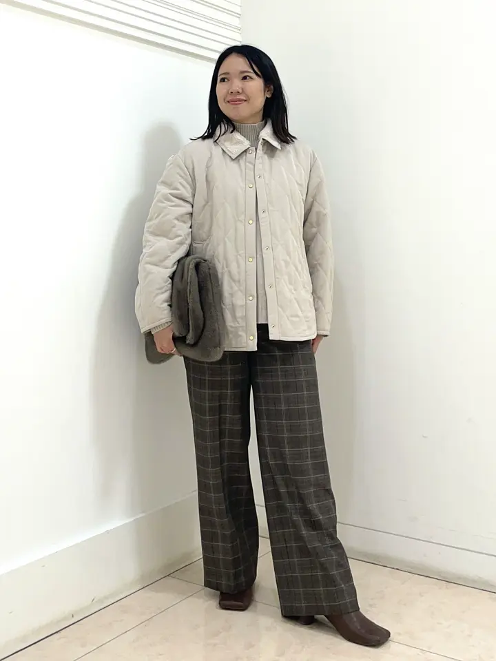 自由区 misato コーディネート画像