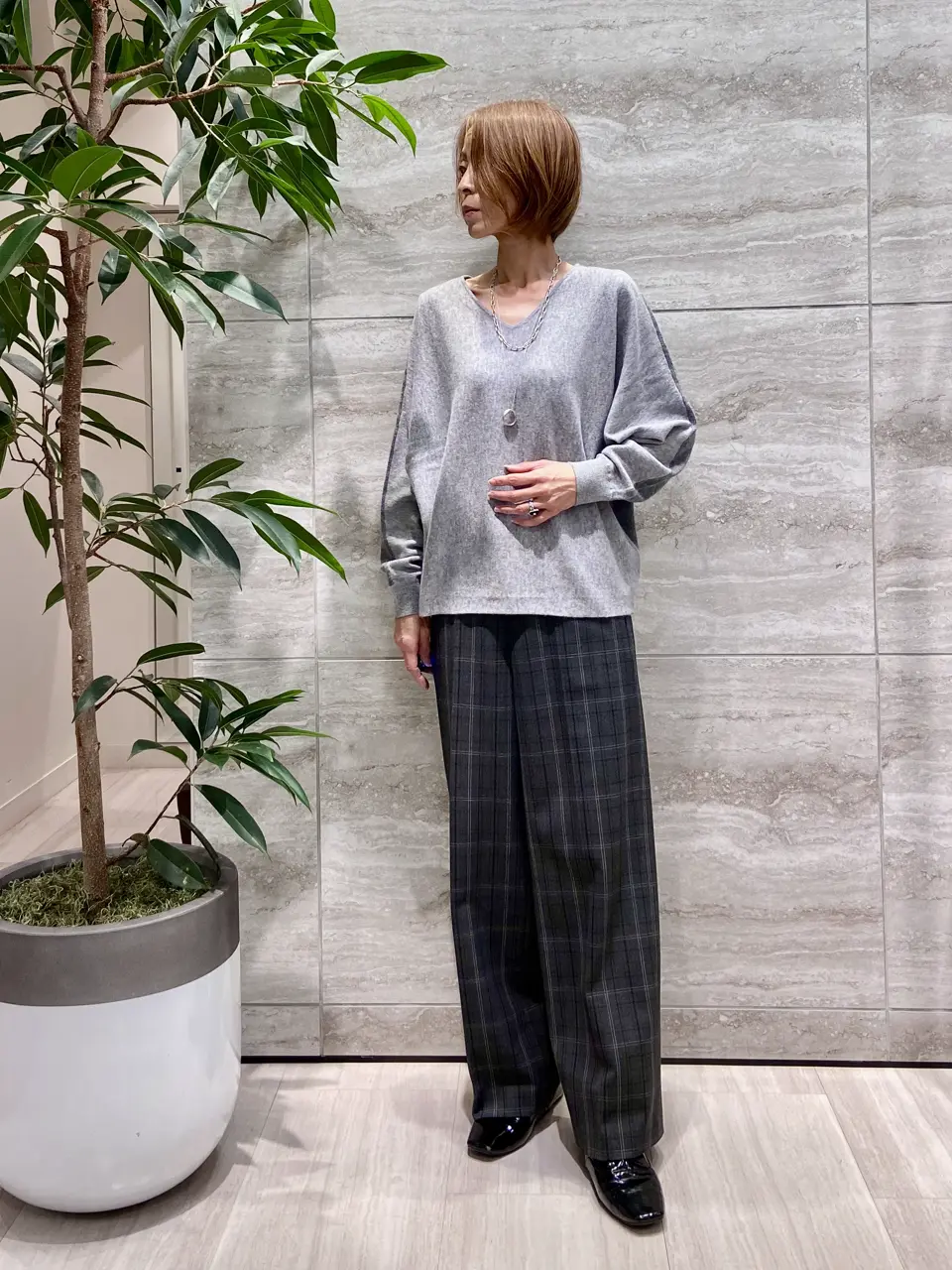 自由区 Ishii コーディネート画像