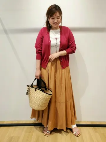 自由区 eri コーディネート画像