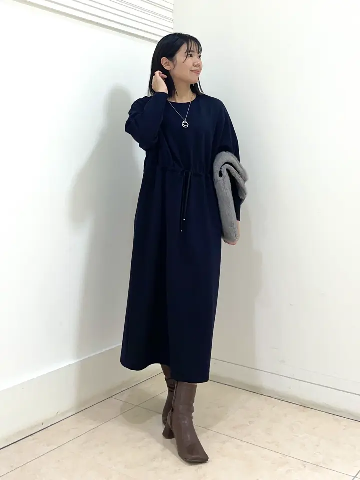 自由区 misato コーディネート画像