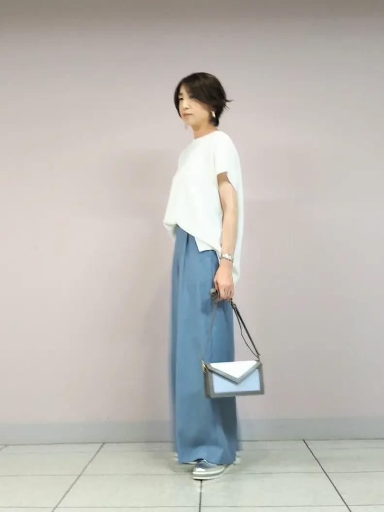 自由区 浅野 コーディネート画像