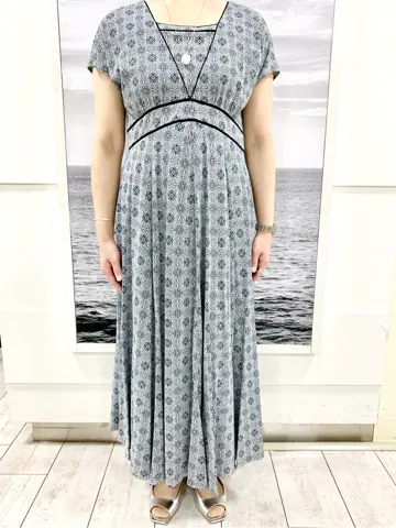 自由区 中鉢 コーディネート画像